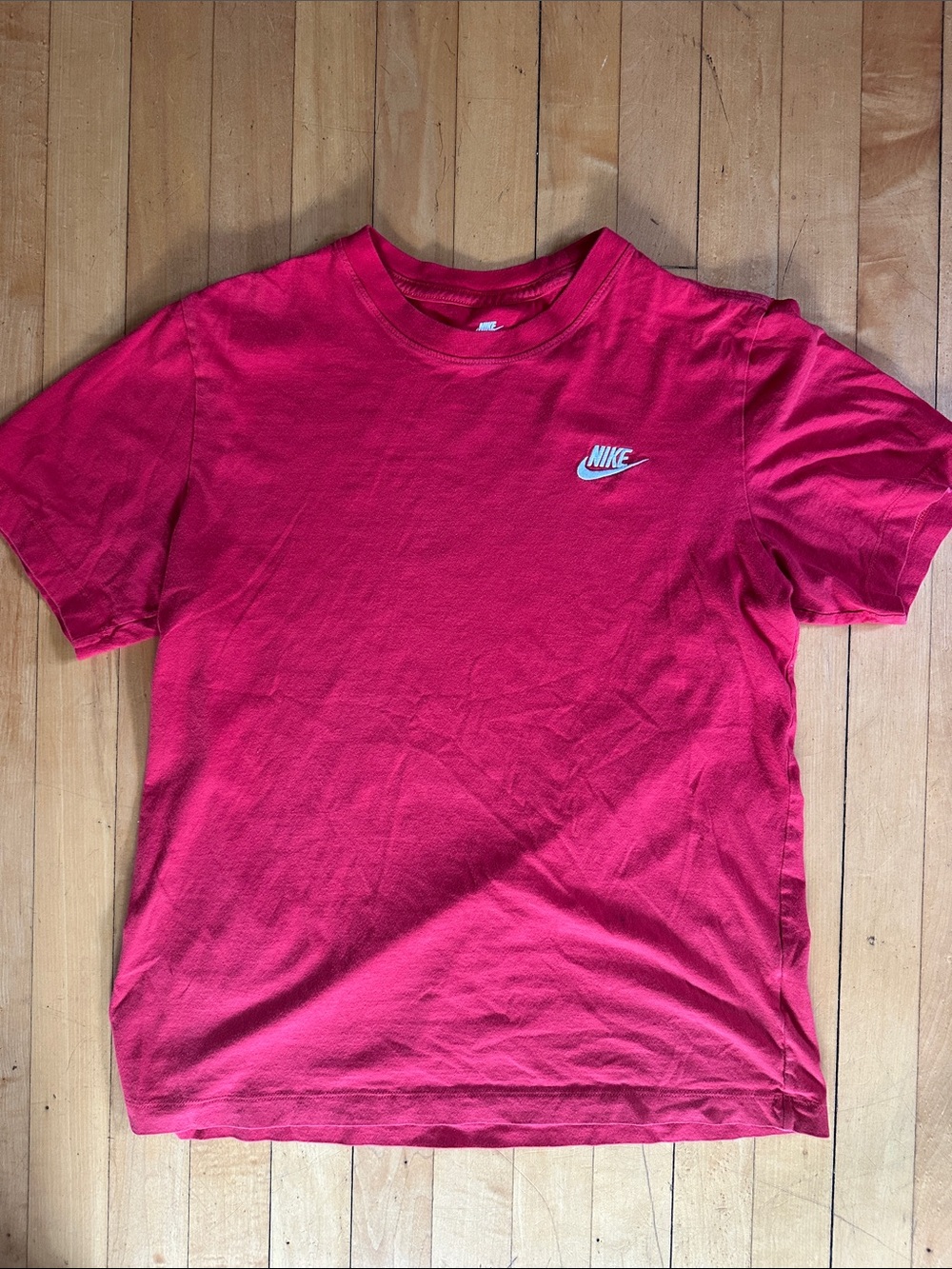 Nike Men’s Bright Red Short Sleeve Swoosh Tee